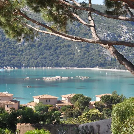 Отель Alivi Di Santa Giulia