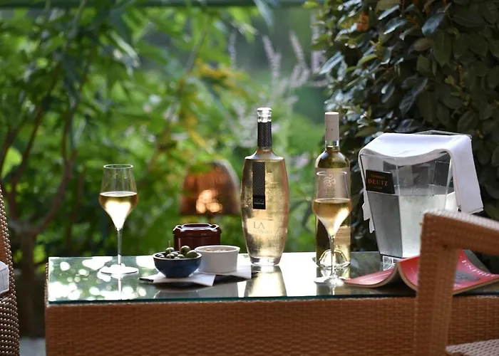 Hotell Alivi Di Santa Giulia 4*