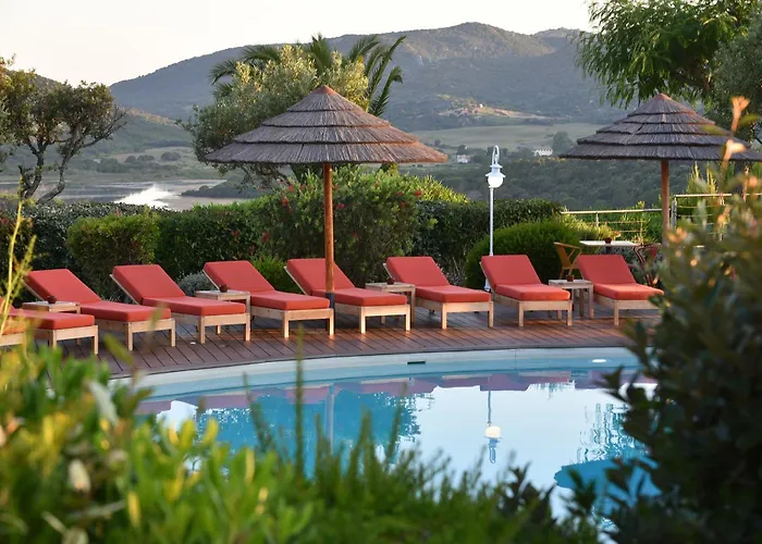 Отель Alivi Di Santa Giulia 4*